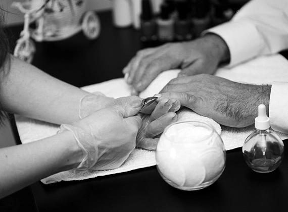 classic manicure